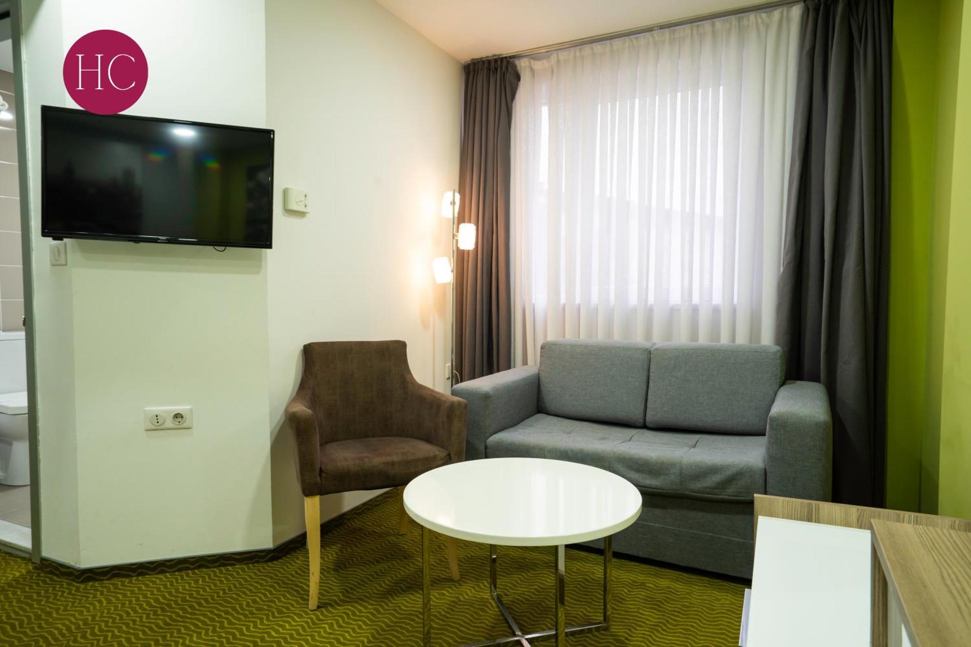 Central Hotel, Fitness And Spa Vinica Exterior photo