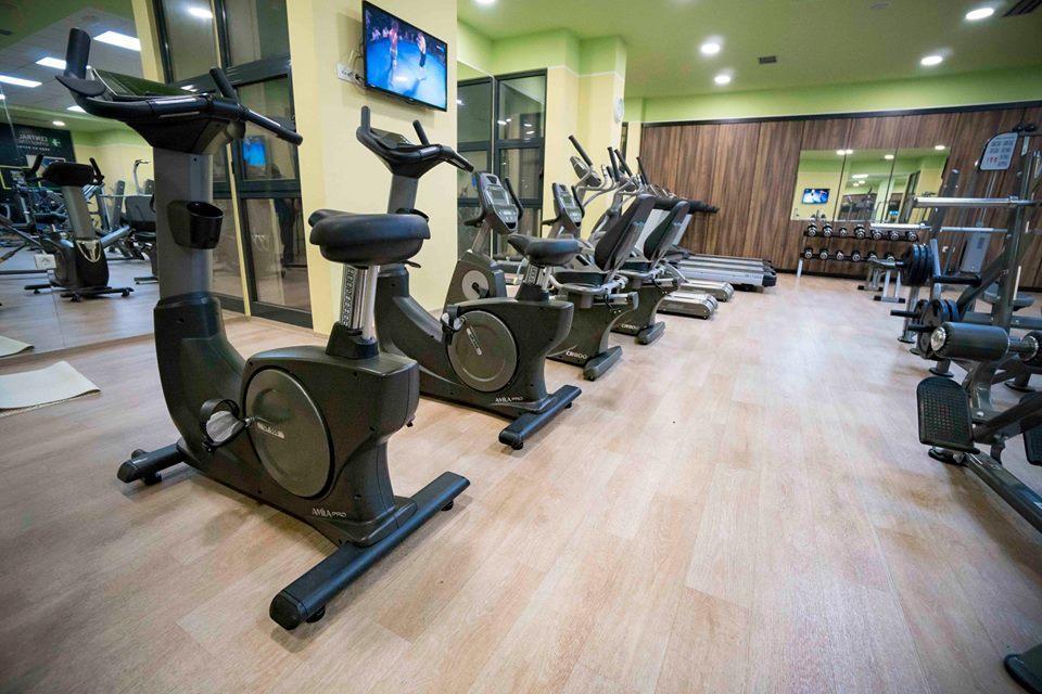 Central Hotel, Fitness And Spa Vinica Exterior photo